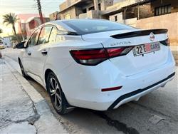 نيسان سنترا